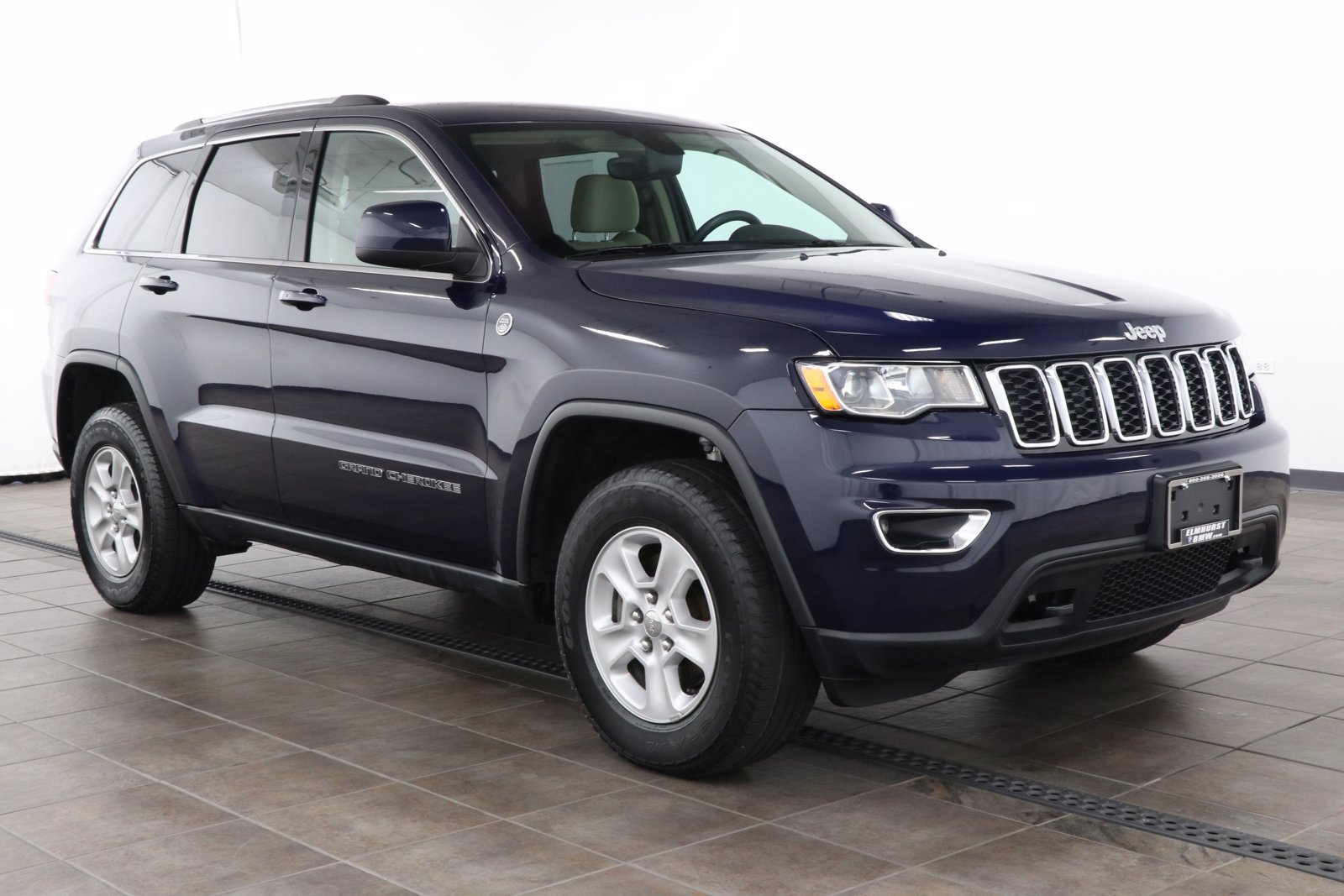 Pre-Owned 2017 Jeep Grand Cherokee Laredo 4D Sport Utility ...