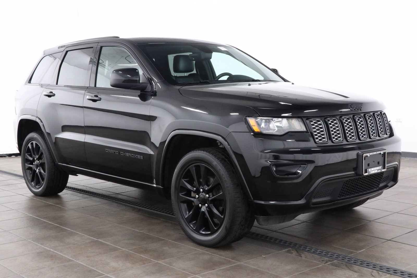 Pre Owned 2017 Jeep Grand Cherokee Altitude Sport Utility In Elmhurst